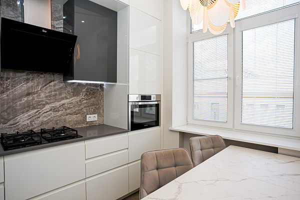 Квартира 3-комн., 85 м²