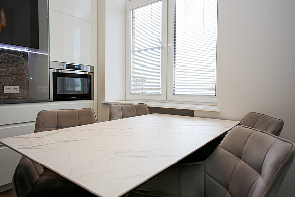 Квартира 3-комн., 85 м²