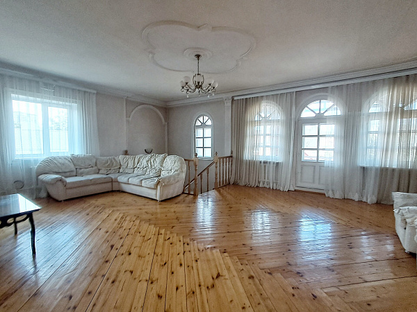 Дом 373.1 м²