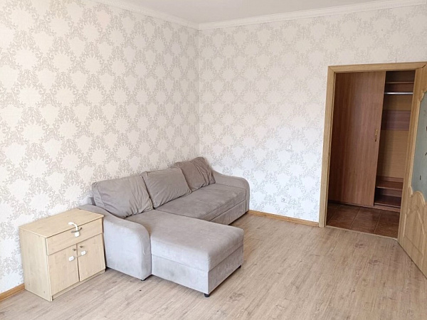 Квартира 1-комн., 37 м²