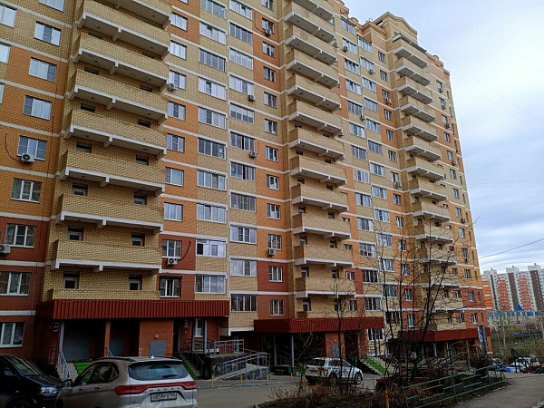 Квартира 1-комн., 37 м²
