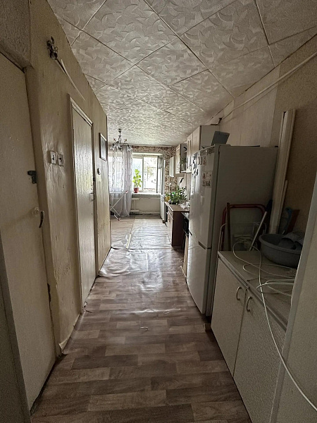 Комната 90 м²